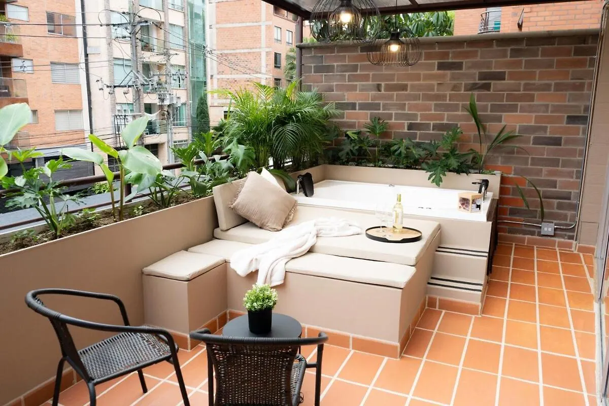 New Apt W Private Jacuzzi & Ac Medellin Apartment