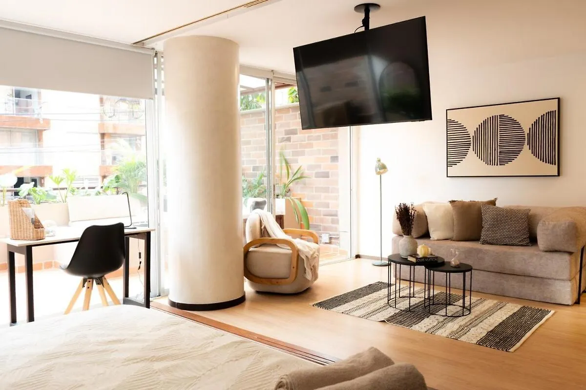 New Apt W Private Jacuzzi & Ac Medellin