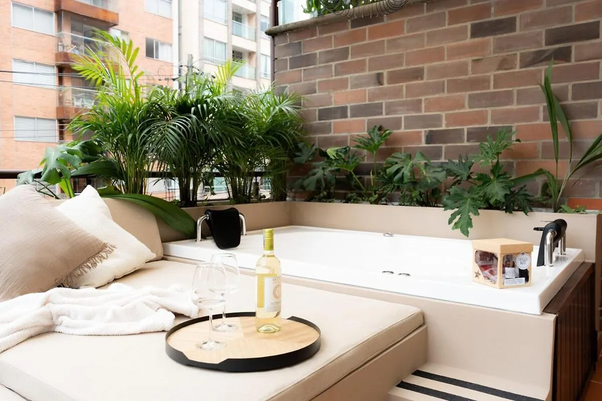 Apartment New Apt W Private Jacuzzi & Ac Medellin